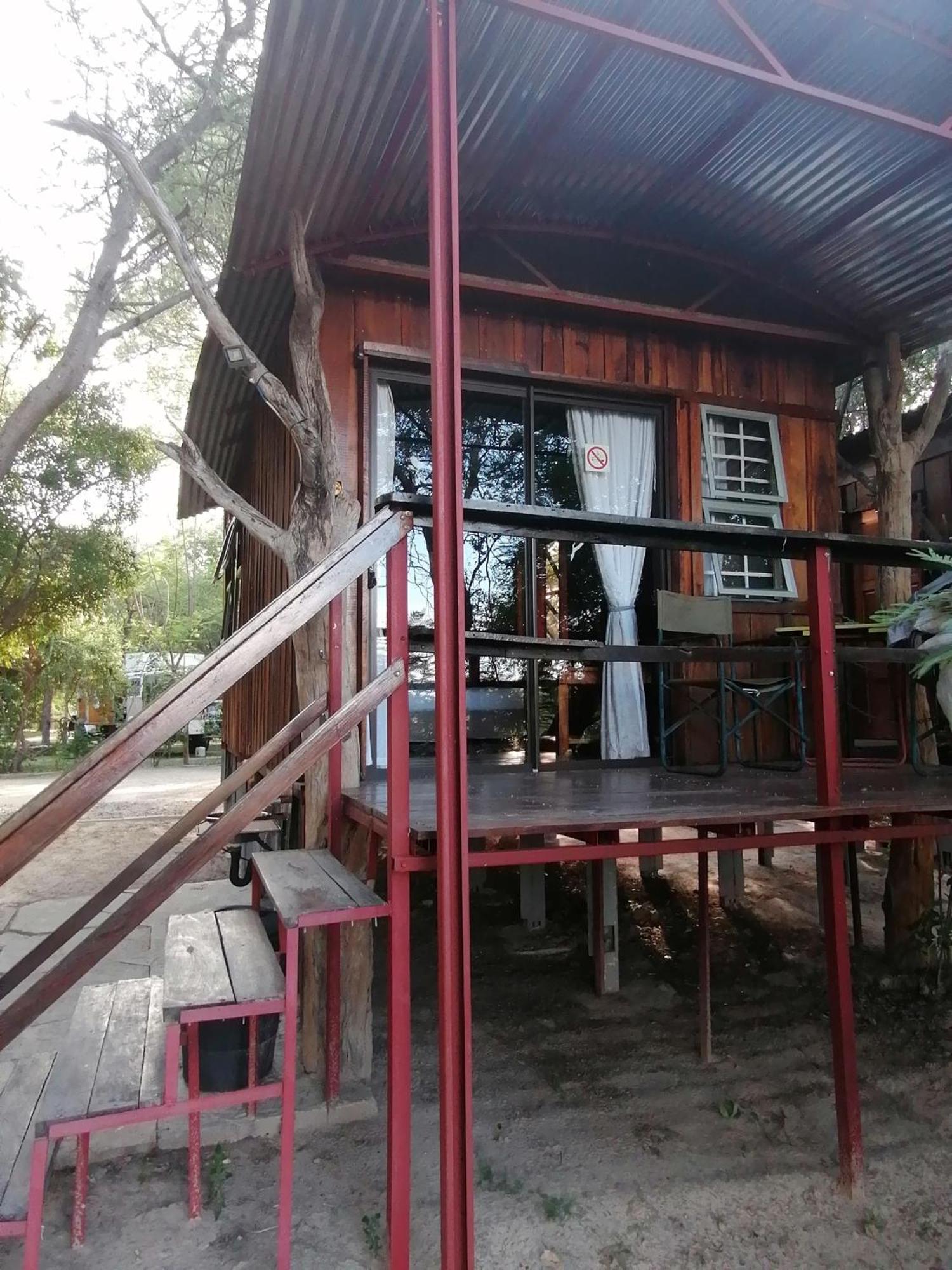 Готель Mukuku Rest Camp Shimweghe Екстер'єр фото