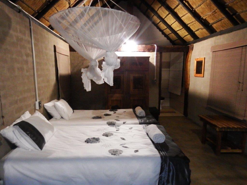 Готель Mukuku Rest Camp Shimweghe Екстер'єр фото